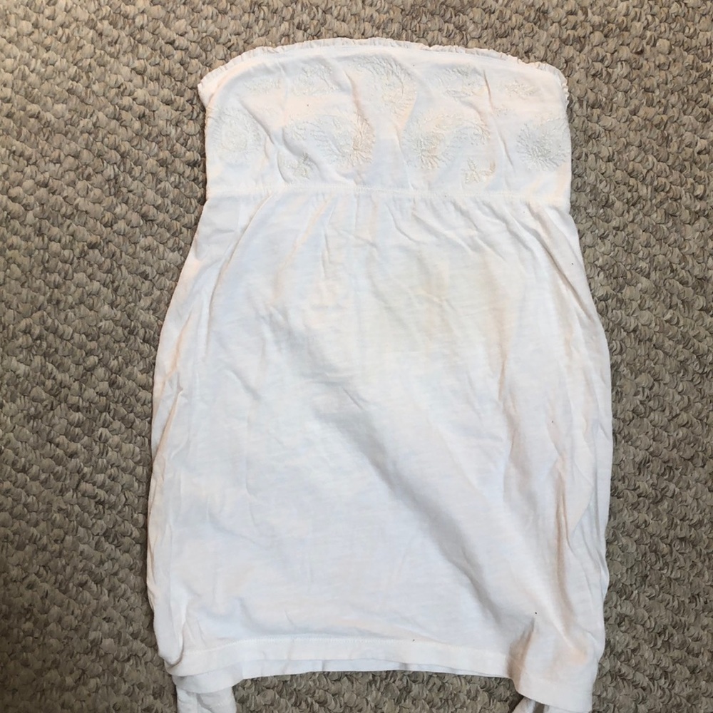 White American Eagle Outfitters tube top